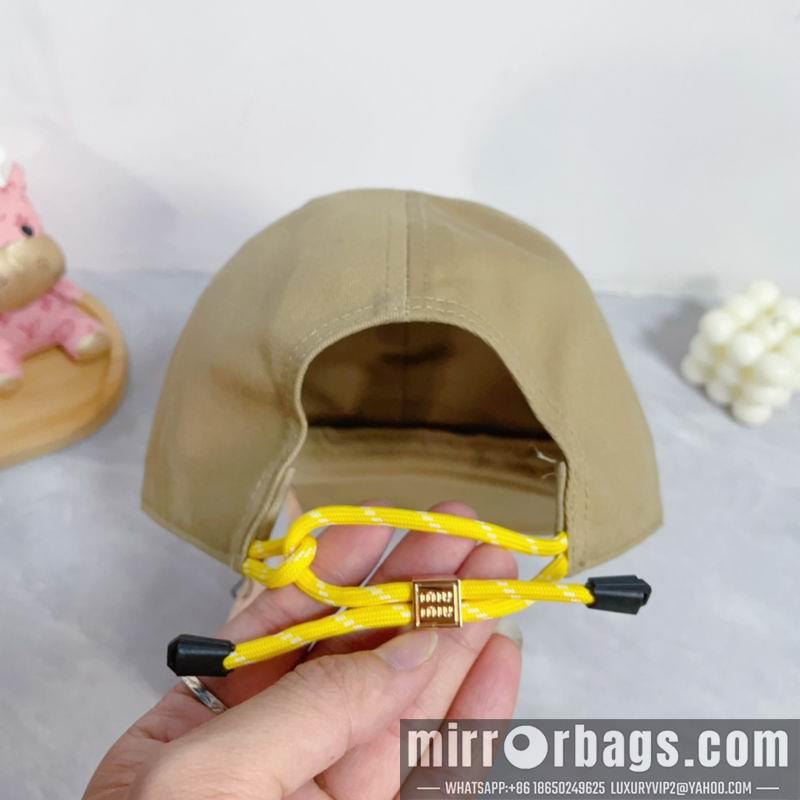 Miumiu Hat dx30