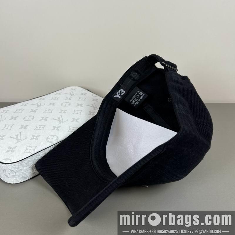 Yeezy y-3 Hat dx01