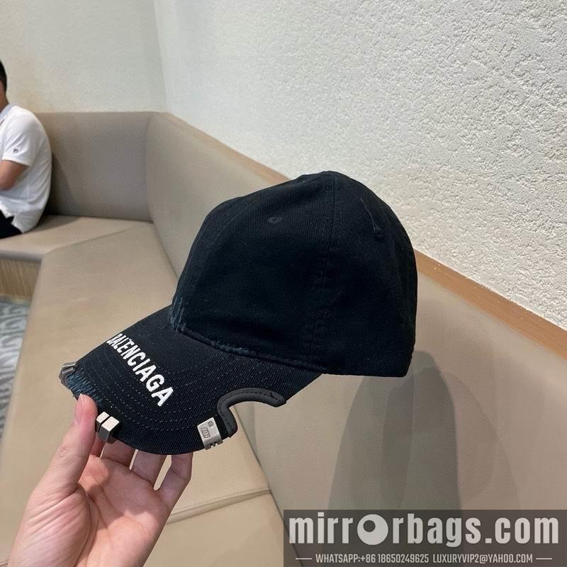 Balenciaga Hat 081802