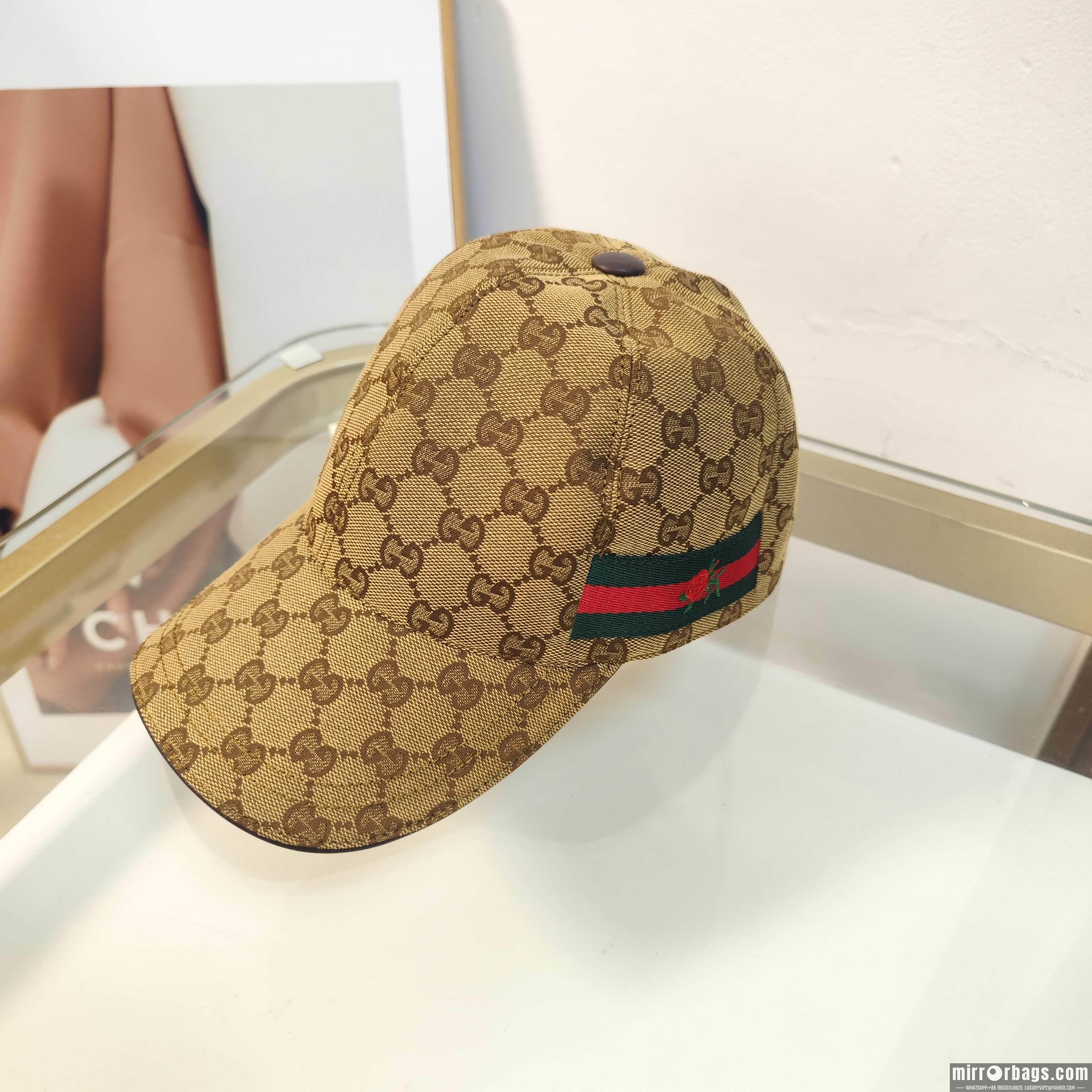 Gucci Hat dx24