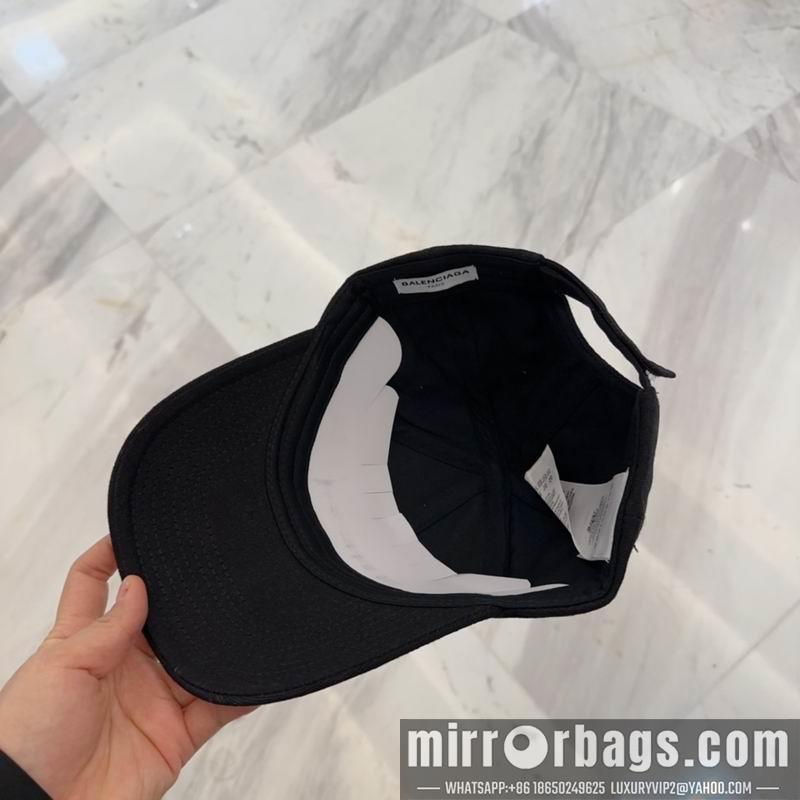 Balenciaga Hat dx72