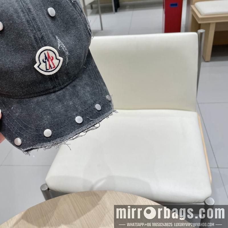 Moncler Hat 021002