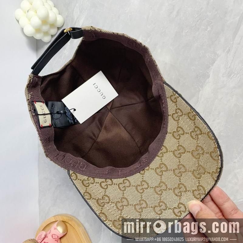 Gucci Hat dx120