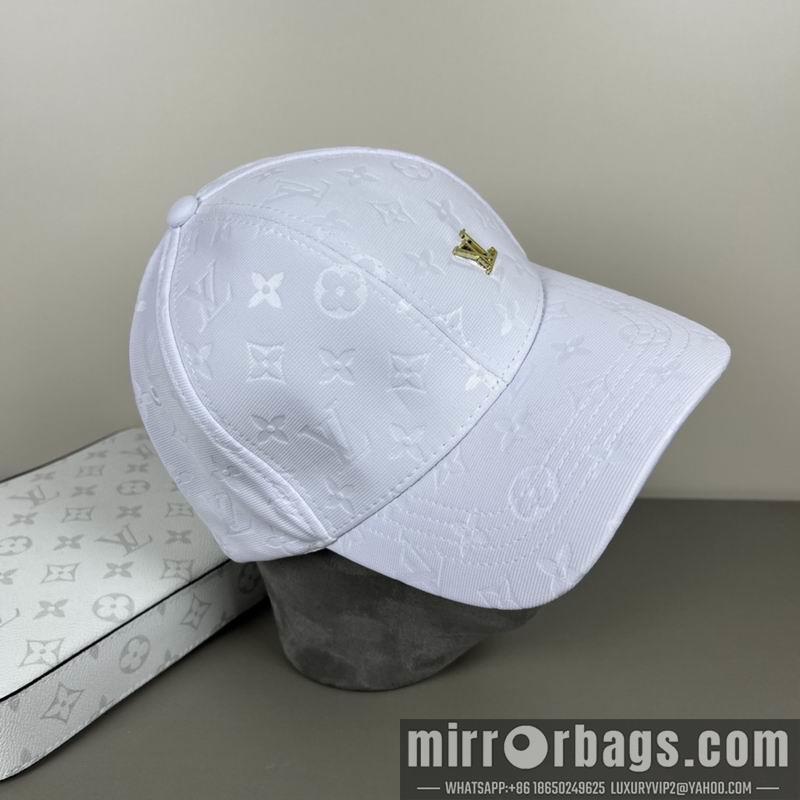 LV Hat dx18