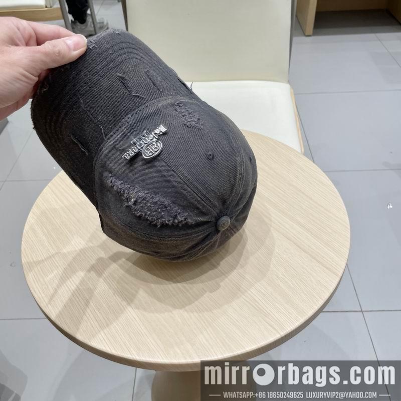 Balenciaga Hat 021008