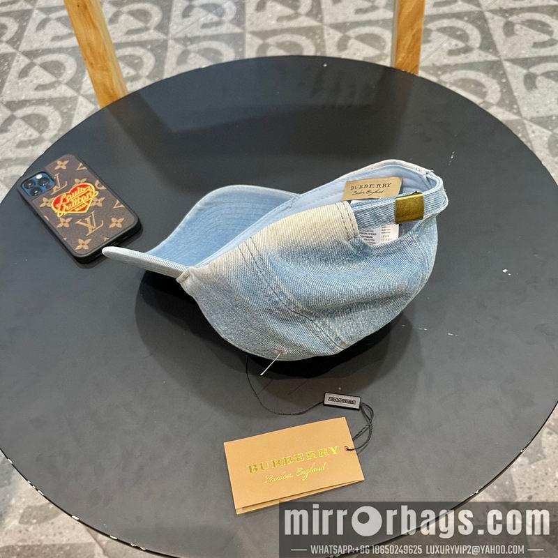 Burberry Hat 042802