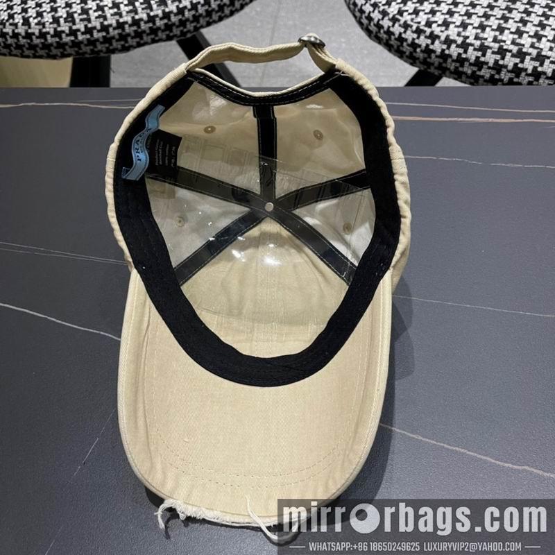 Prada Hat 021001