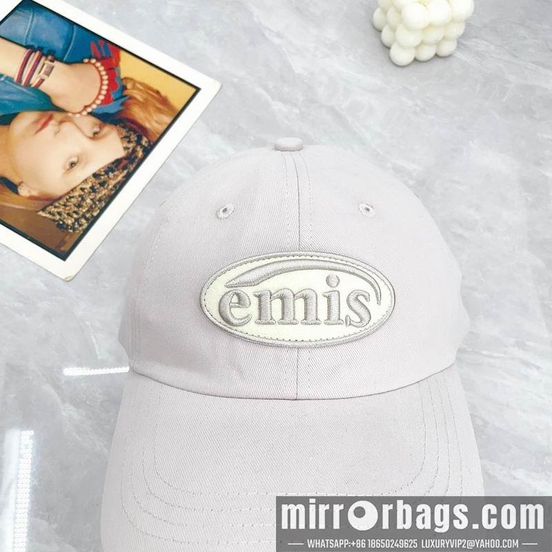 Emis Hat dx04