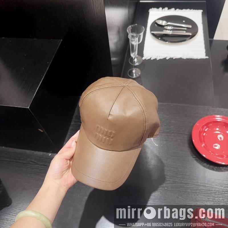 Miumiu Hat 082601