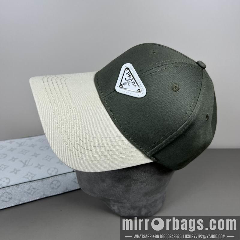 Prada Hat dx16