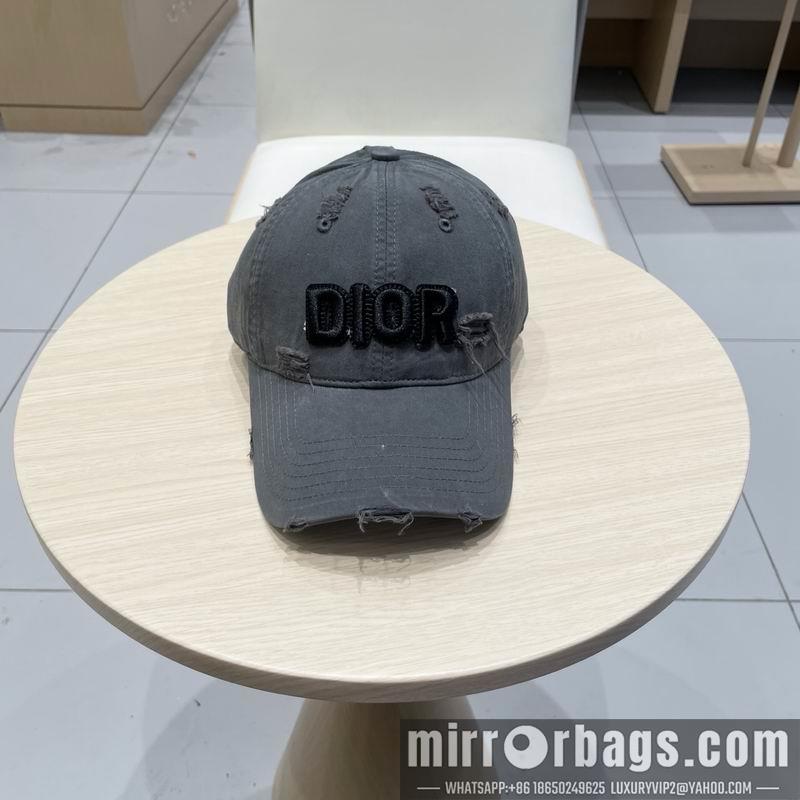 Dior Hat 040201