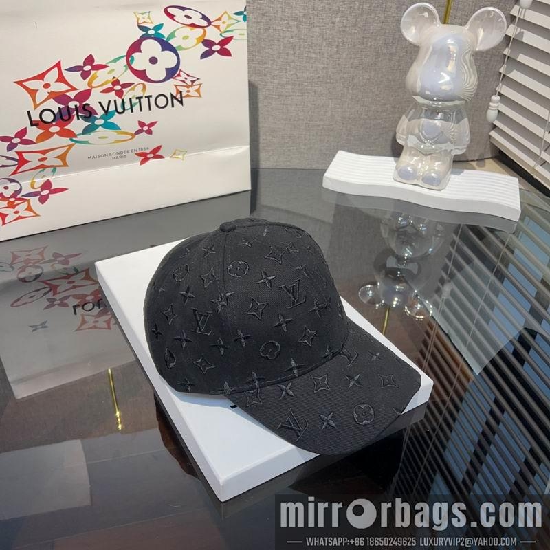 LV Hat 041703