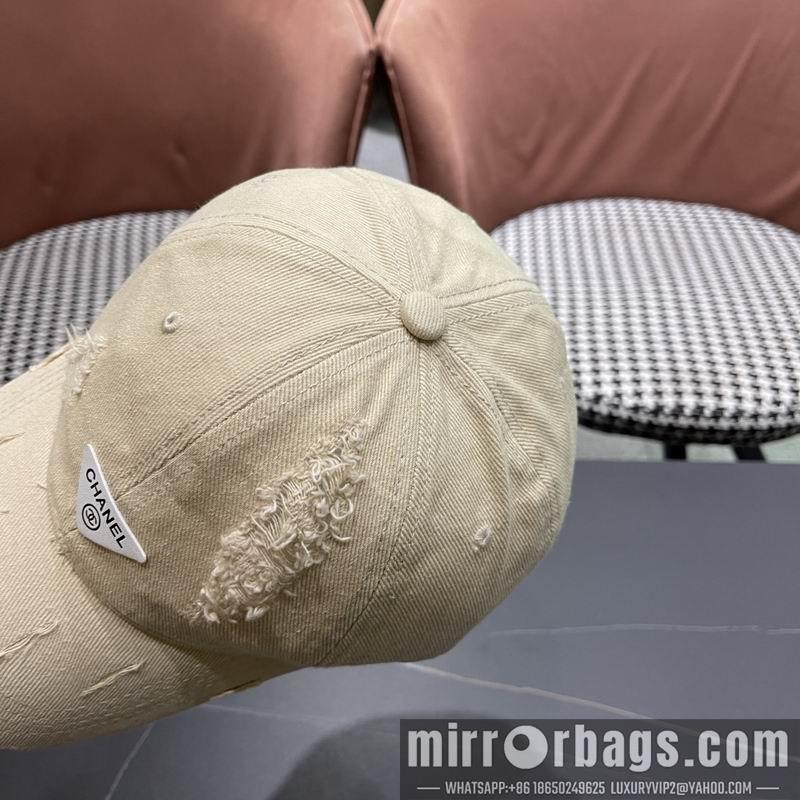 Prada Hat 041403
