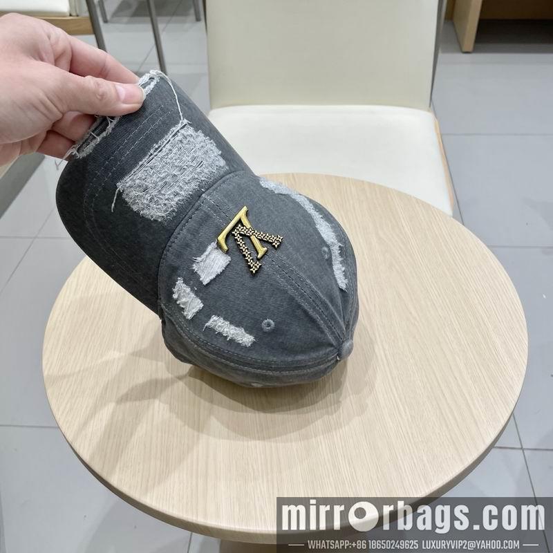 LV Hat 030710