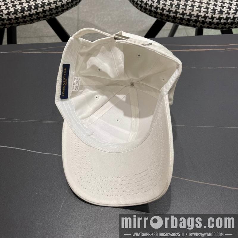 LV Hat 041415