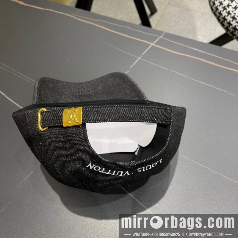 LV Hat 021002