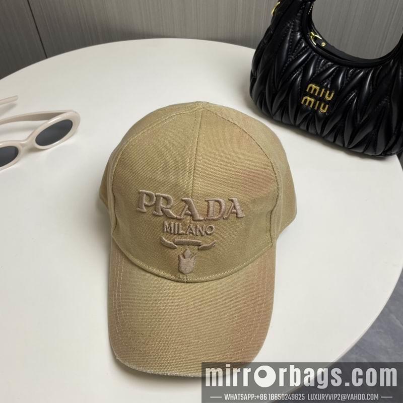 Prada Hat 010601