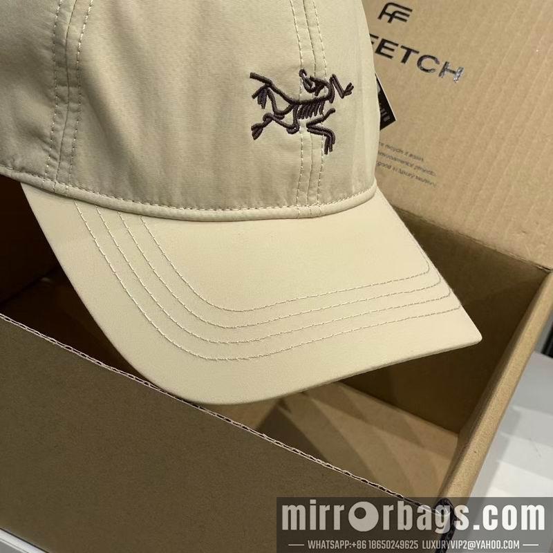 Arcteryx Hat dx12