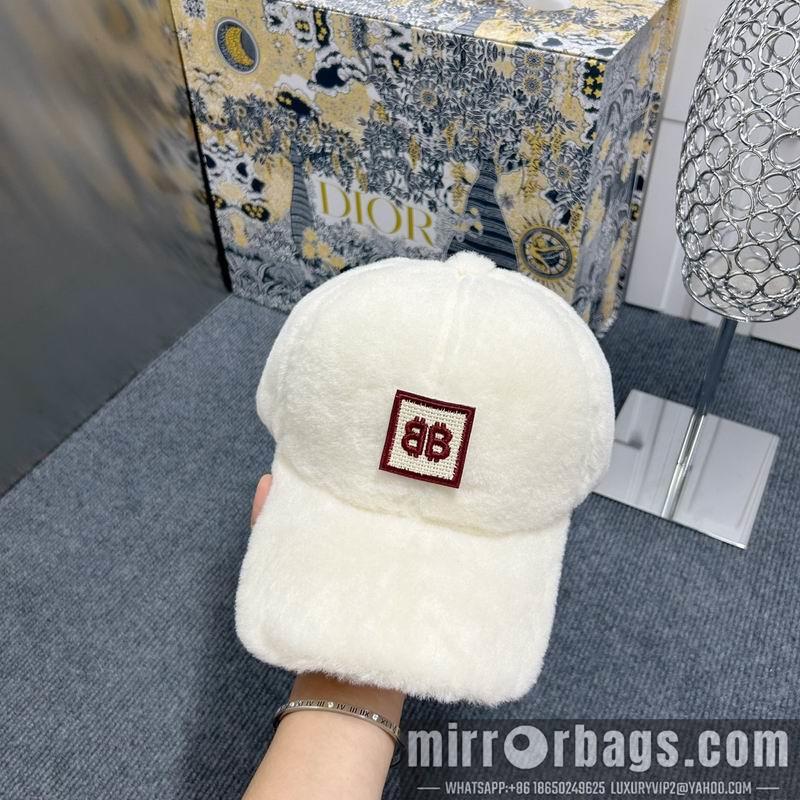Balenciaga Hat dx87