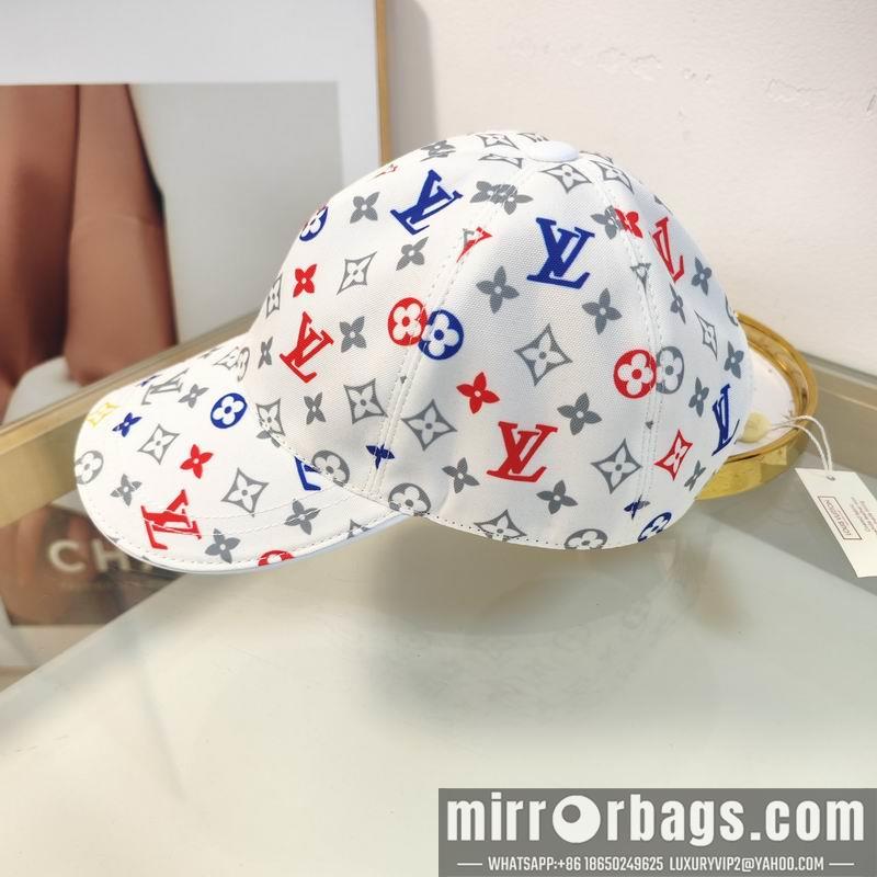 LV Hat dx135