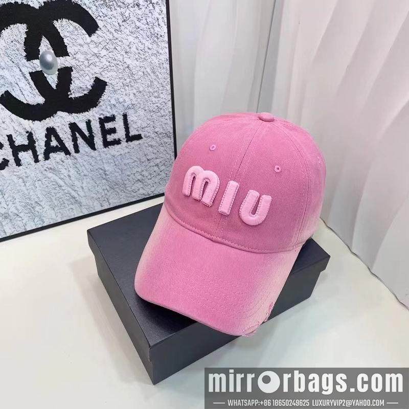 Miumiu Hat dx21