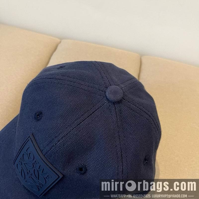 Loewe Hat dx51