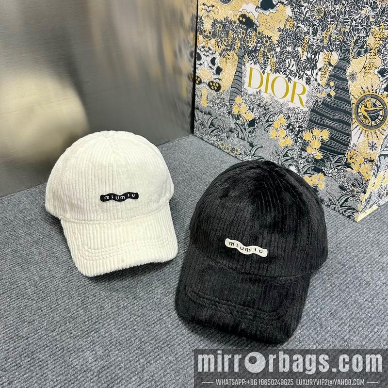 Miumiu Hat dx78