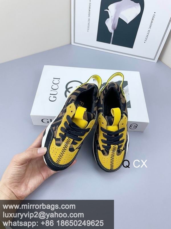 Gucci sz26-35 CX0316