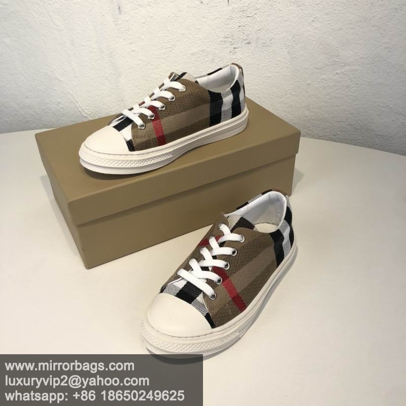 Burbrerry sz25-35 MM0407