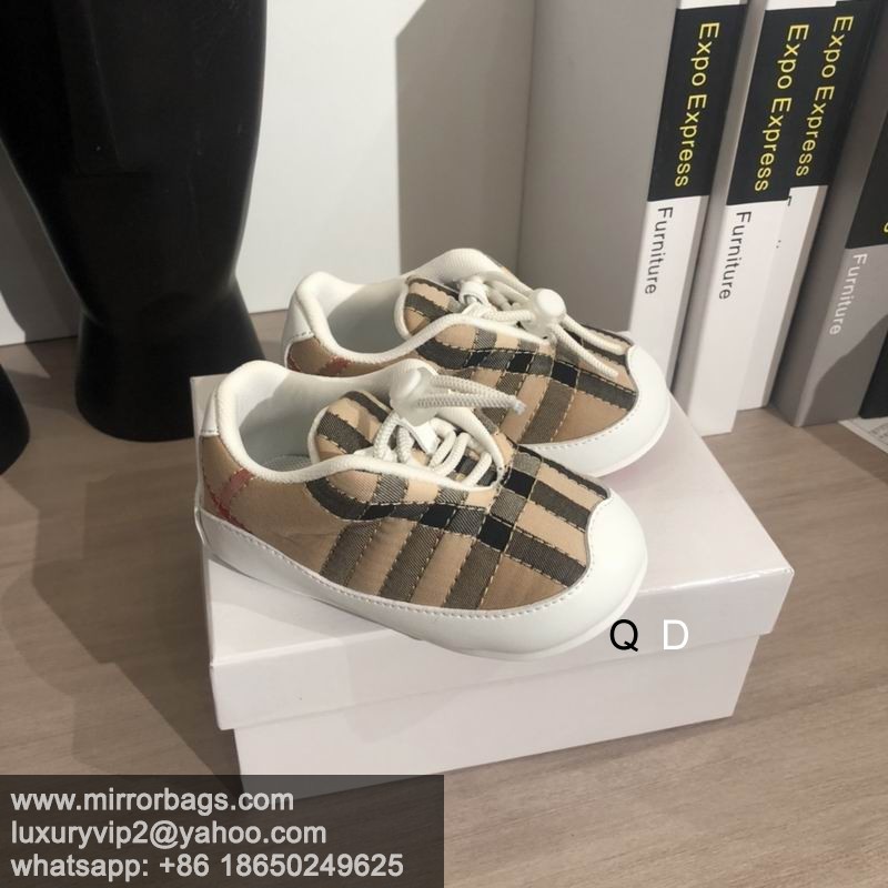 Burberry sz20-25 2C MMS0802