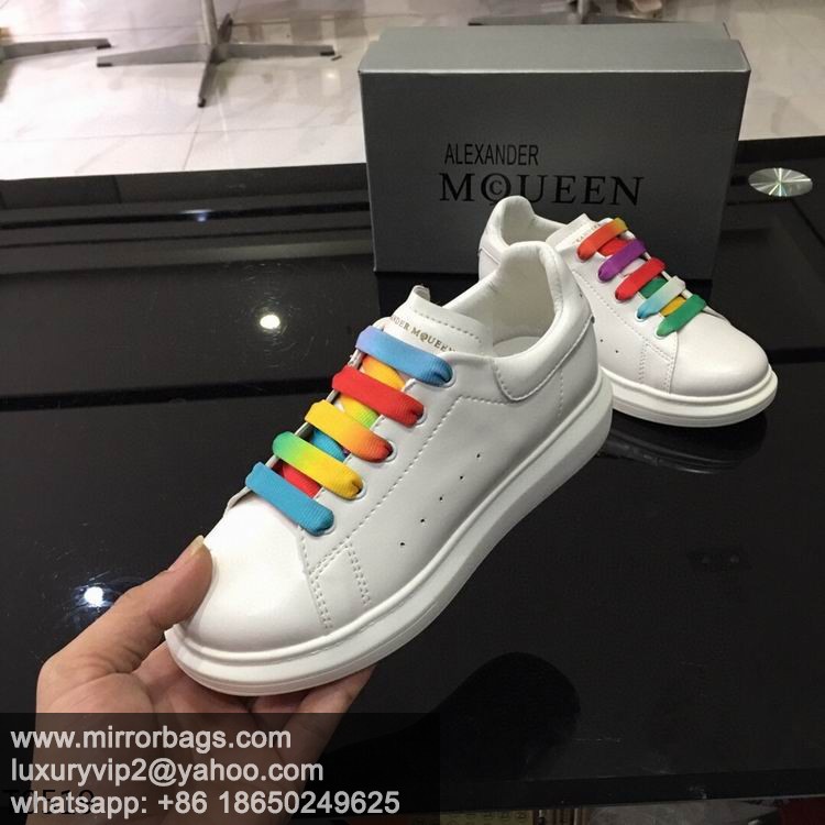 Alexander McQueen 052304
