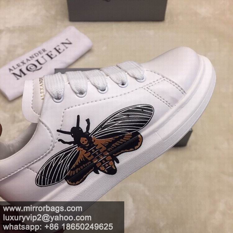 Alexander McQueen 052303
