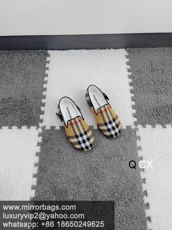 Burberry colour sz26-35 CX1004