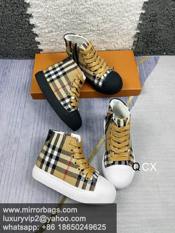 Burberry sz26-35 2C CX0404