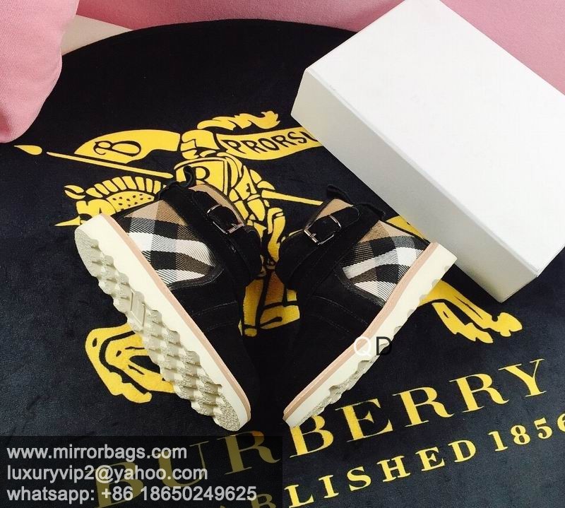 Burbrerry sz26-35MM0413