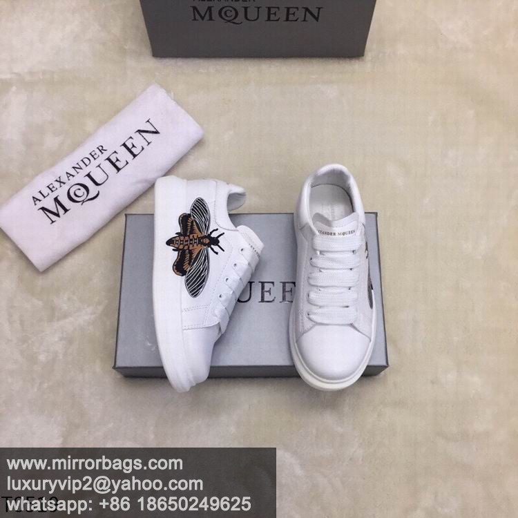 Alexander McQueen 052303