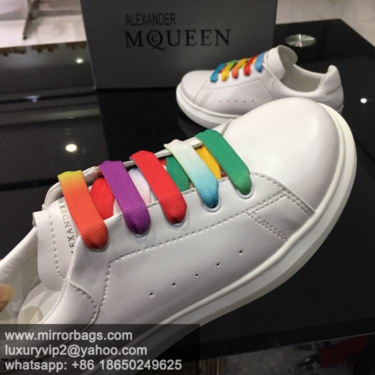 Alexander McQueen 052304