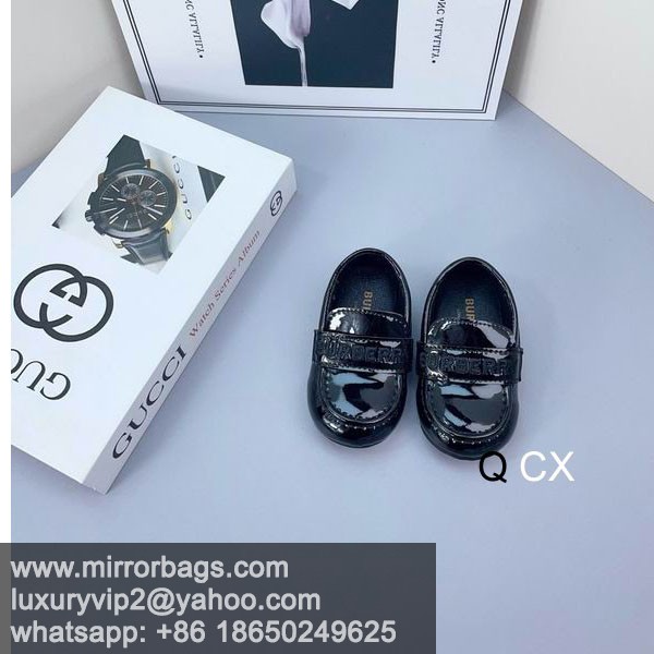 Burberry sz21-28 CX0301