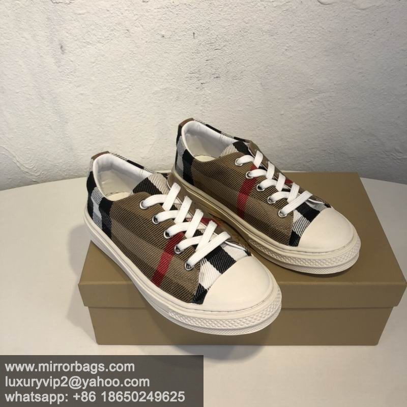 Burbrerry sz25-35 MM0407