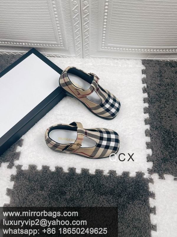 Burbrerry sz26-35CX417