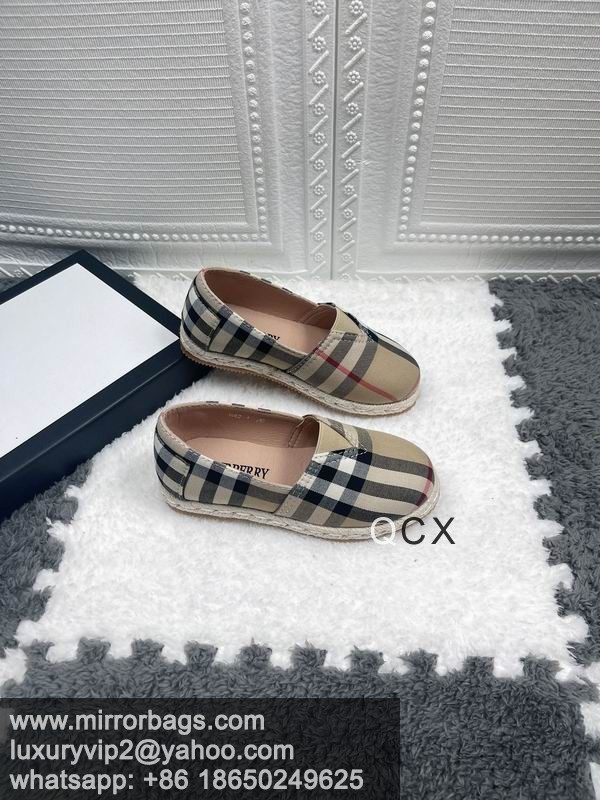 Burberry sz26-35MMD0419