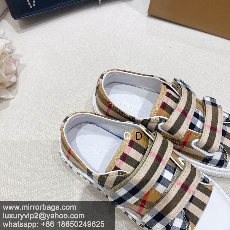 Burbrerry sz21-28CX425