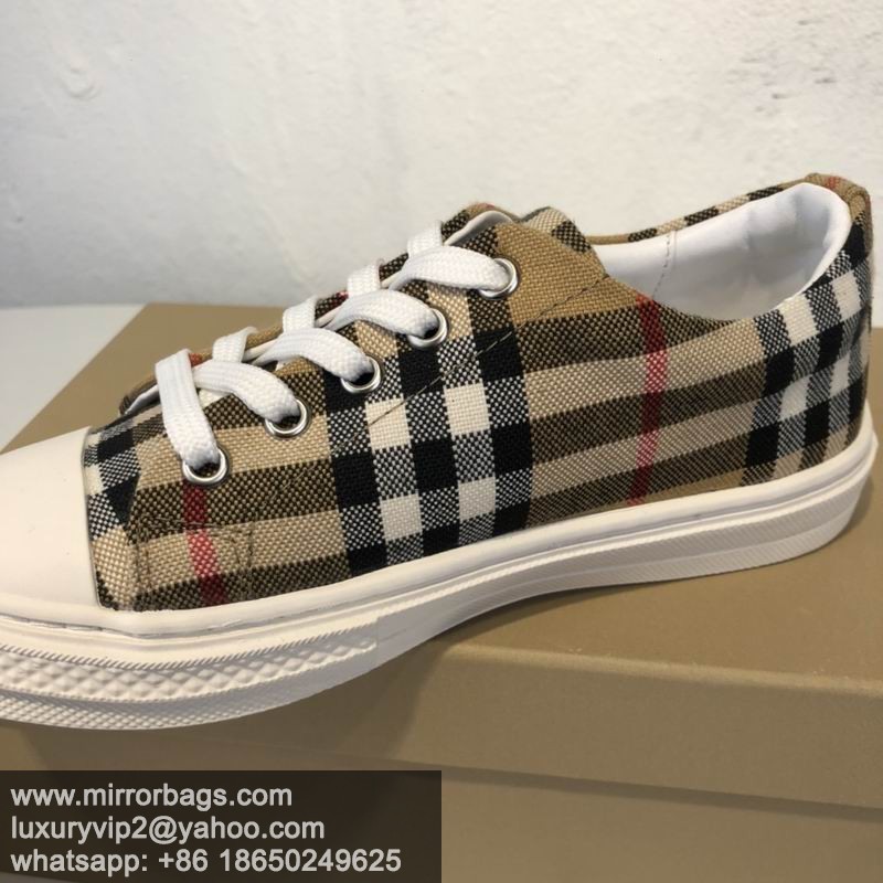 Burbrerry sz25-35 MM0405