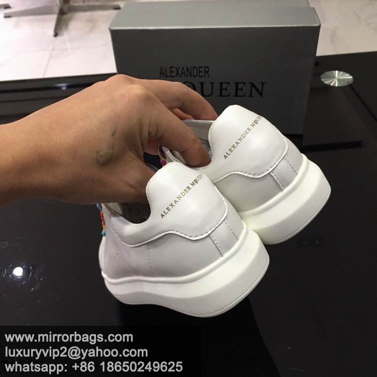 Alexander McQueen 052304