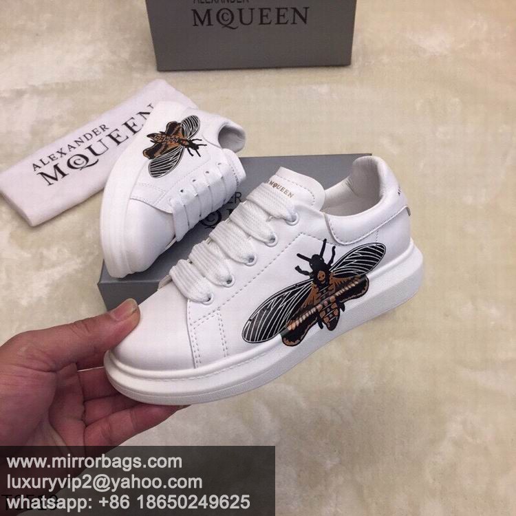Alexander McQueen 052303