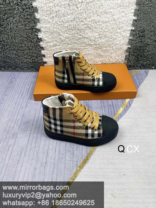Burberry sz26-35 2C CX0404