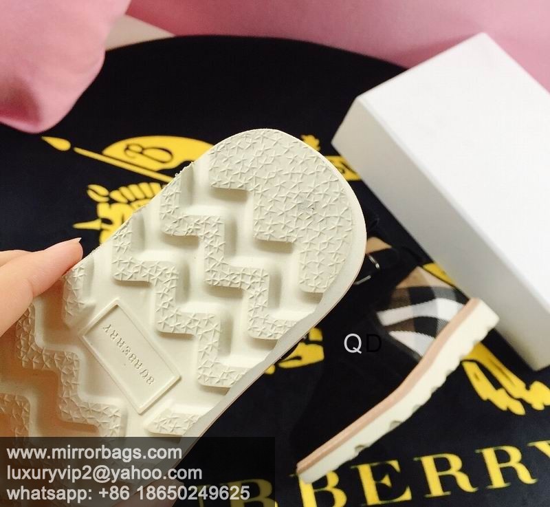 Burbrerry sz26-35MM0413