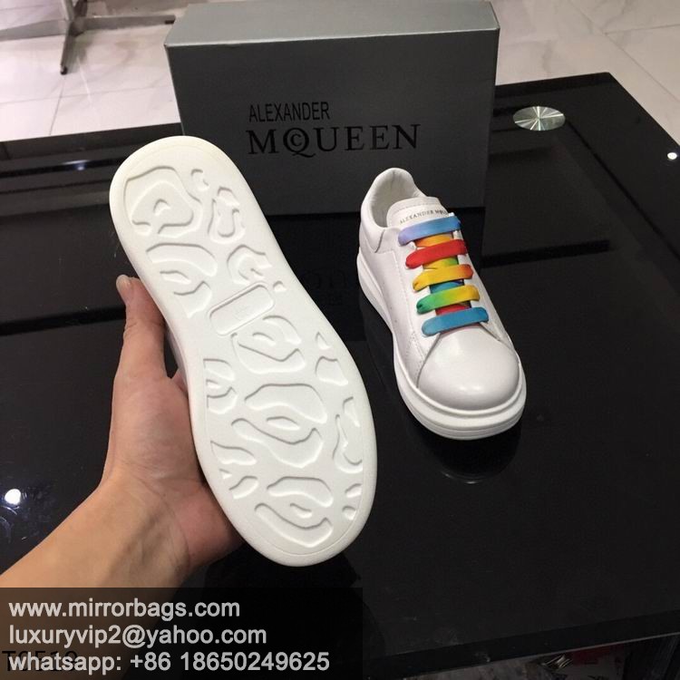 Alexander McQueen 052304