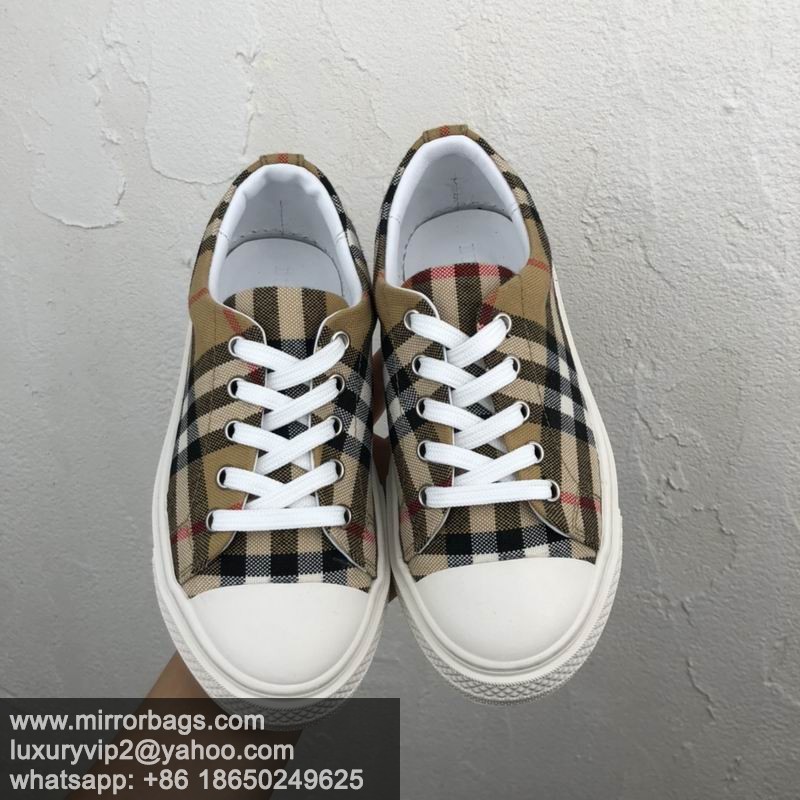 Burbrerry sz25-35 MM0405