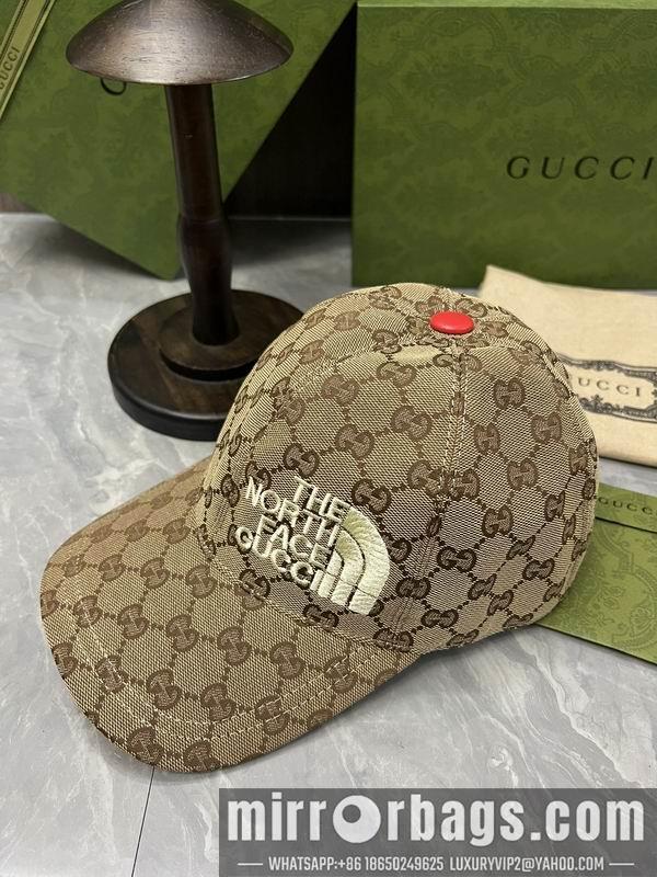 Gucci X The North Face Hat dx04